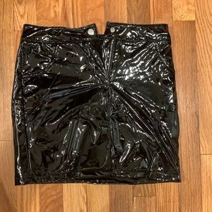 Misguided black vinyl skirt size 4